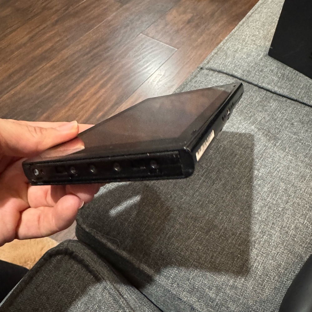 Nintendo Switch - Picture 4 of 5